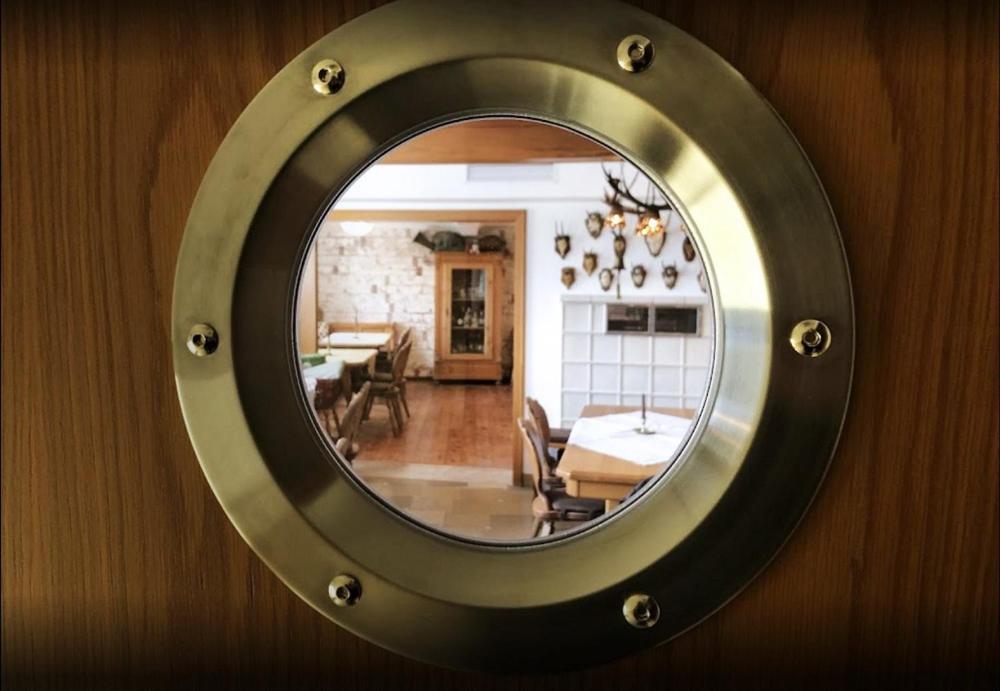 Gasthof Zum Schiff Obereisenheim Zewnętrze zdjęcie